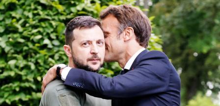 Macron e Zelenskij 3.jpg