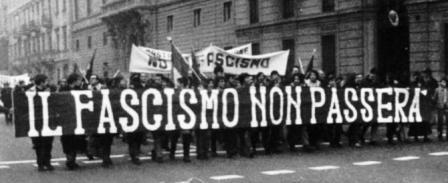 Manifestazione_antifascista.jpg