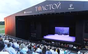 TOLSTOJ FESTIVAL TEATRALE 3.jpg