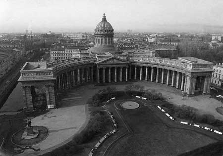 CATTEDRALE DELLA NOSTRA SIGNORA DI KAZAN 2.jpg