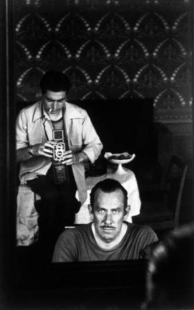 John Steinbeck e Robert Capa .jpg